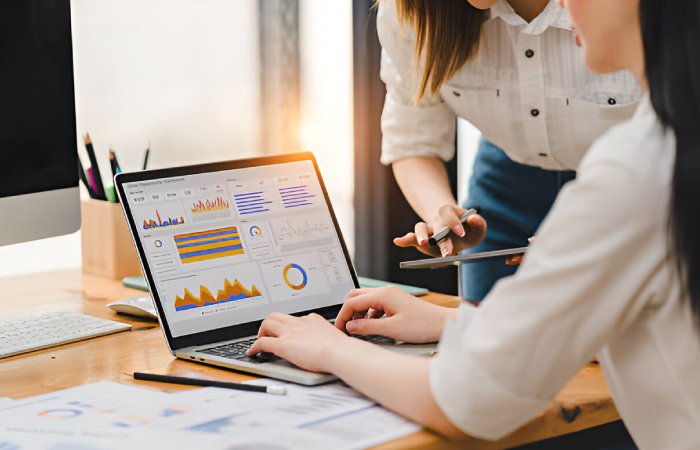 Marketing Analytics Dashboards and ROI Analytics Tools